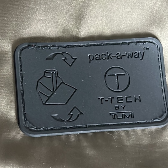 Tumi T Tech Olive Green Utility Lightweight Jacket Size M - Picture 5 of 13